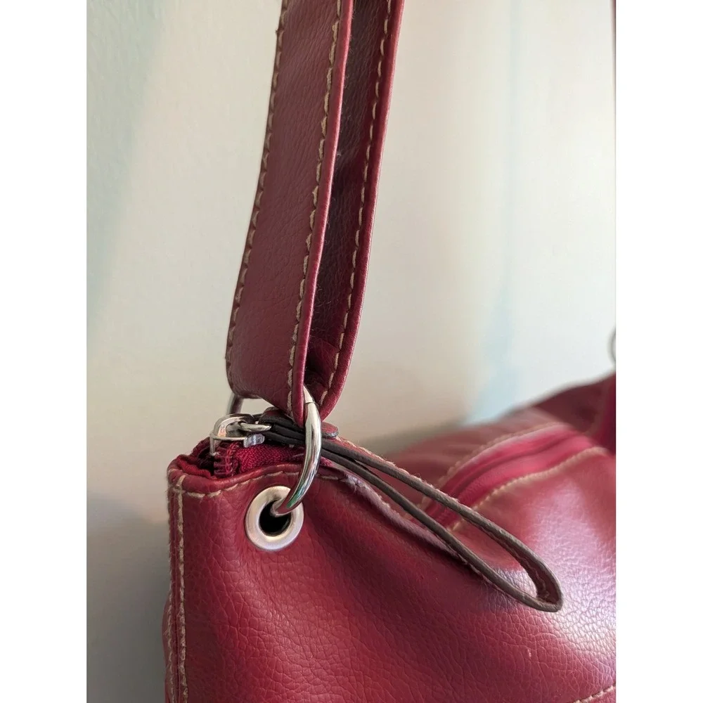 Relic by Fossil Burgundy Red Pebbled Crossbody Bag Organizer Purse Buckle Y2K